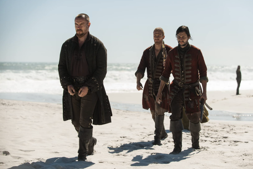 Toby Stephens and Frans Steyn in Black Sails (2014)