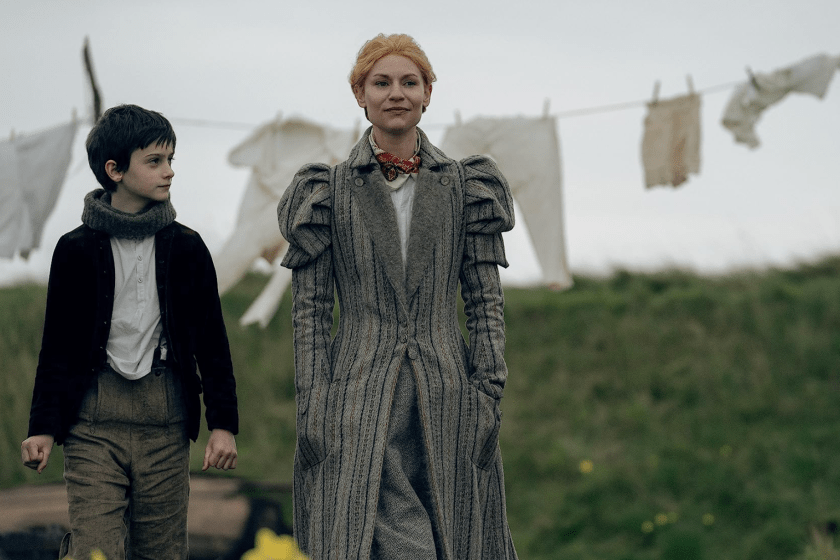Claire Danes and Caspar Griffiths in The Essex Serpent (2022)