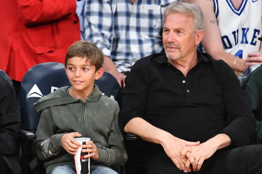 LOS ANGELES, CALIFORNIA - DECEMBER 10: Kevin Costner, Hayes Logan Costner and Cayden Wyatt Costner attend a basketball game between the Los Angeles Lakers and the Miami Heat at Staples Center on December 10, 2018 in Los Angeles, California.