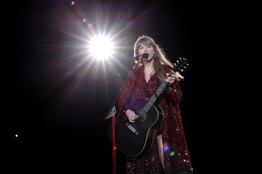 EAST RUTHERFORD, NEW JERSEY - MAY 27: EDITORIAL USE ONLY Taylor Swift performs onstage during "Taylor Swift | The Eras Tour" at MetLife Stadium on May 27, 2023 in East Rutherford, New Jersey.