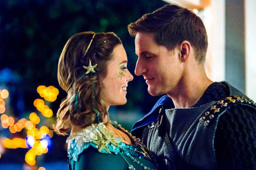 Ashley Williams, Sam Jaeger in 'October Kiss'