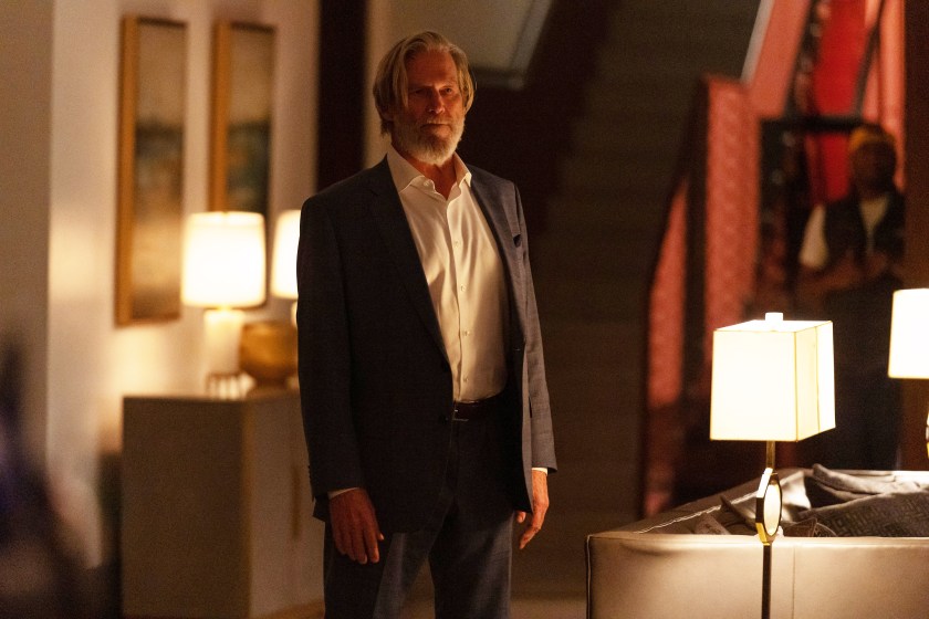 THE OLD MAN -- "V" Episode 5 (Airs Thursday, July 7) Pictured: Jeff Bridges as Dan Chase.