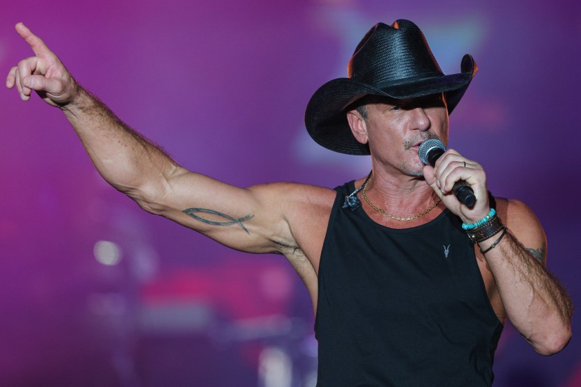 CHICAGO, IL - AUGUST 05: Tim McGraw performs during the Windy City Smokeout on August 5, 2022 in Chicago, Illinois.