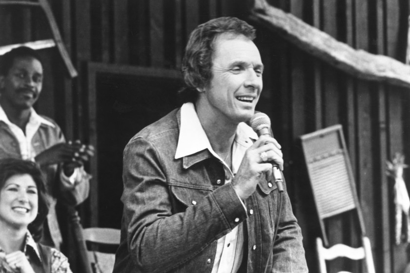 UNSPECIFIED - CIRCA 1970: Photo of Mel Tillis