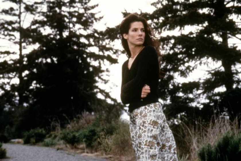 How to Recreate the Iconic '90s Fall Fashion of 'Practical Magic' How to Recreate the Iconic '90s Fall Fashion of 'Practical Magic'