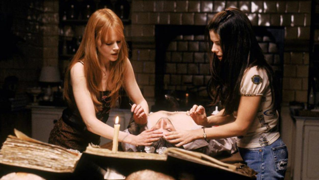 How to Recreate the Iconic '90s Fall Fashion of 'Practical Magic' How to Recreate the Iconic '90s Fall Fashion of 'Practical Magic'