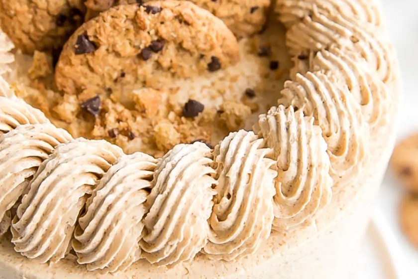 https://livforcake.com/oatmeal-cookie-cake