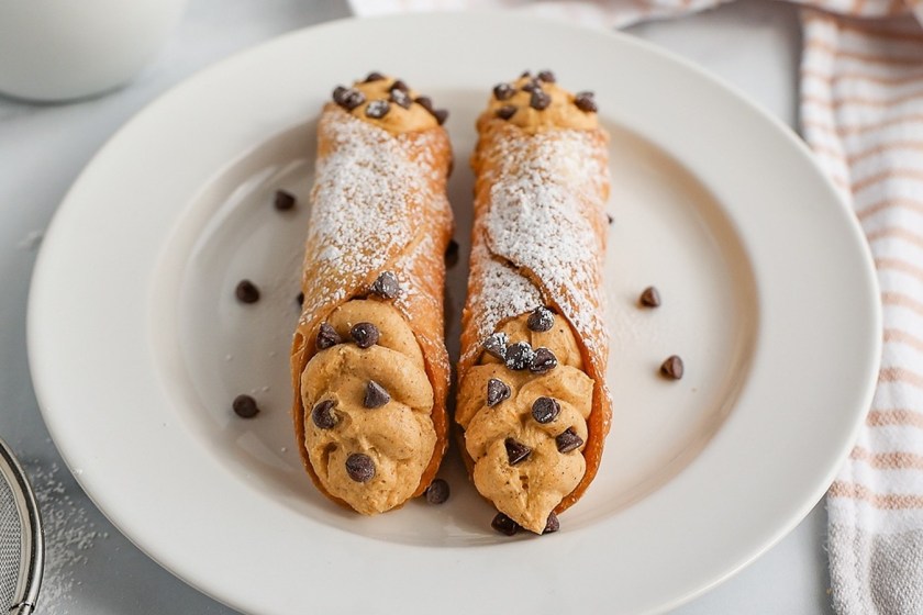 https://www.mashed.com/643395/easy-pumpkin-cannoli-recipe