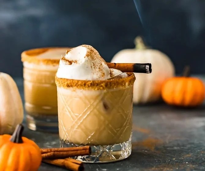 The Cookie Rookie's recipe for a pumpkin spice white russian