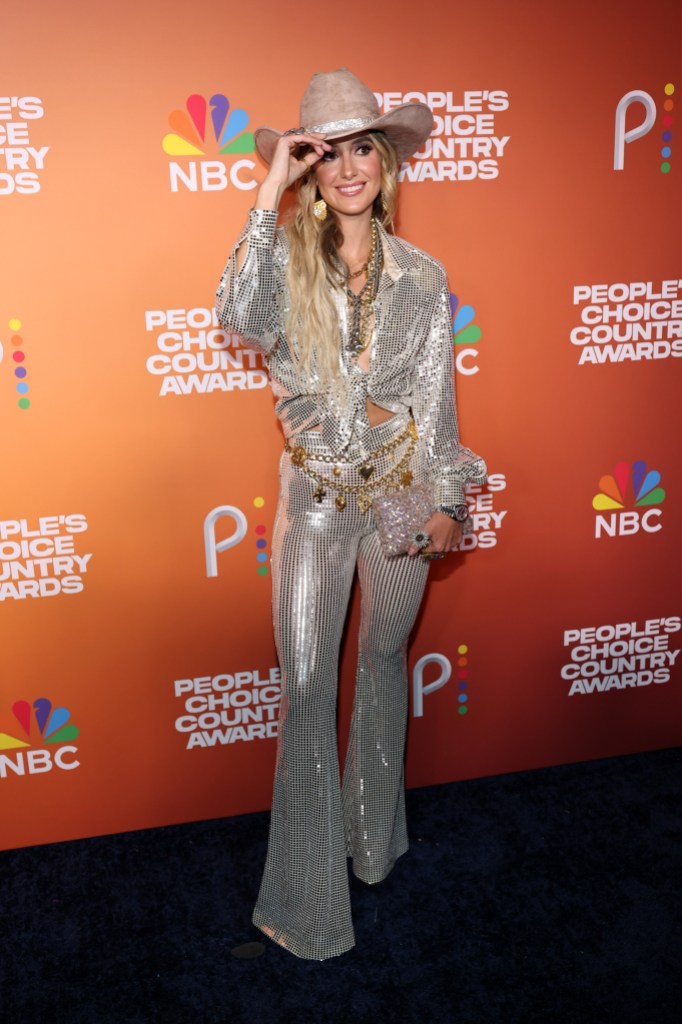 NASHVILLE, TENNESSEE - SEPTEMBER 28: Lainey Wilson attends the 2023 People's Choice Country Awards at The Grand Ole Opry on September 28, 2023 in Nashville, Tennessee.
