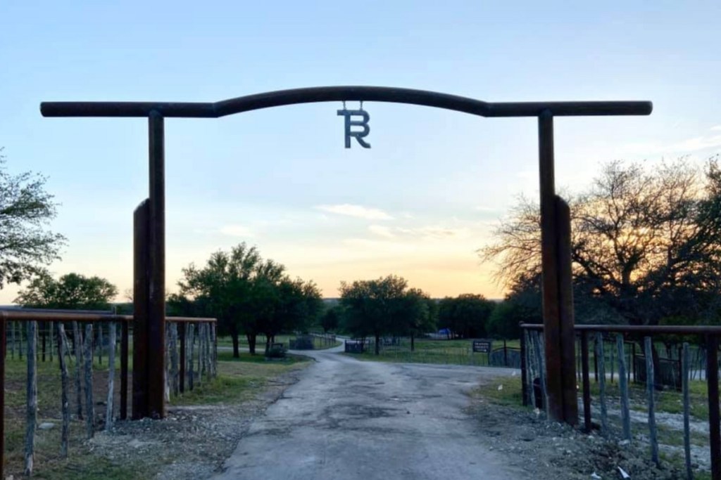 Bosque Ranch entrance