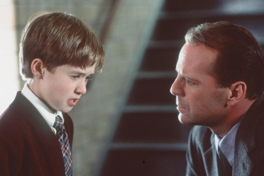 382325 01: Bruce Willis Stars As Child Psychologist Dr. Malcolm Crowe And Haley Joel Osment (L) Stars As Cole Sear Who Has A Dark Secret In "The Sixth Sense."