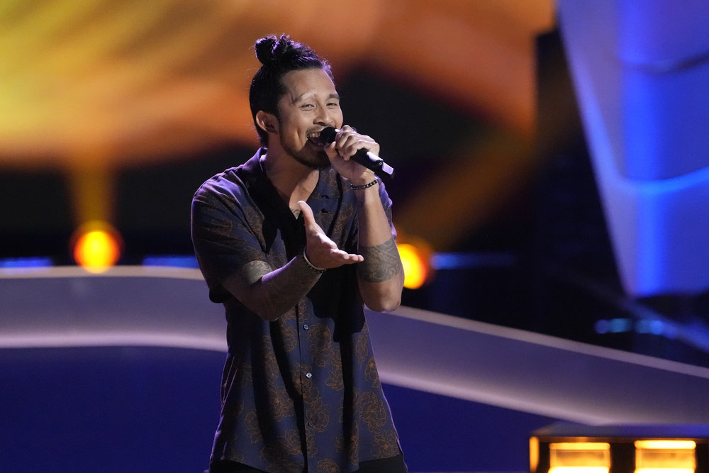 THE VOICE -- "The Blind Auditions Part 4" Episode 2404 -- Pictured: Jason Arcilla --