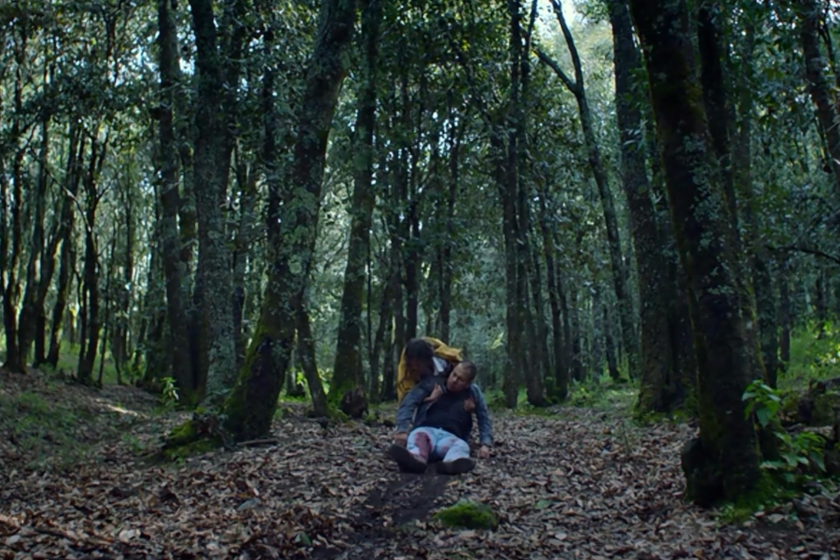 Jesús Meza and Ruth Ramos in The Untamed (2016)