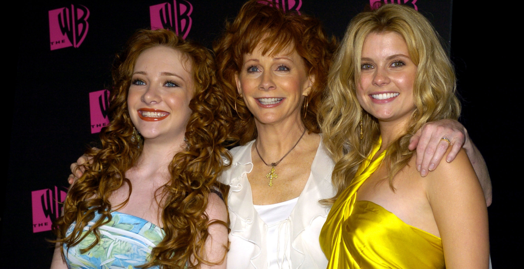 Scarlett Pomers, Reba McEntire and JoAnna Garcia
