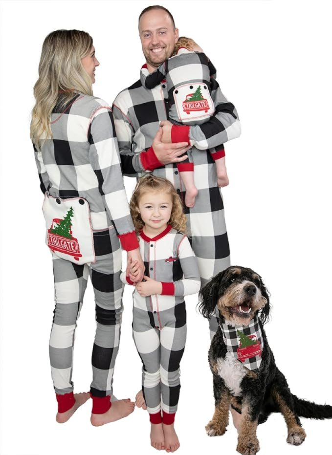 Family Christmas Pajamas: 20 Sets for the Whole Family