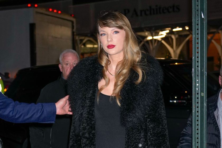 Taylor Swift attends "Poor Things" premiere