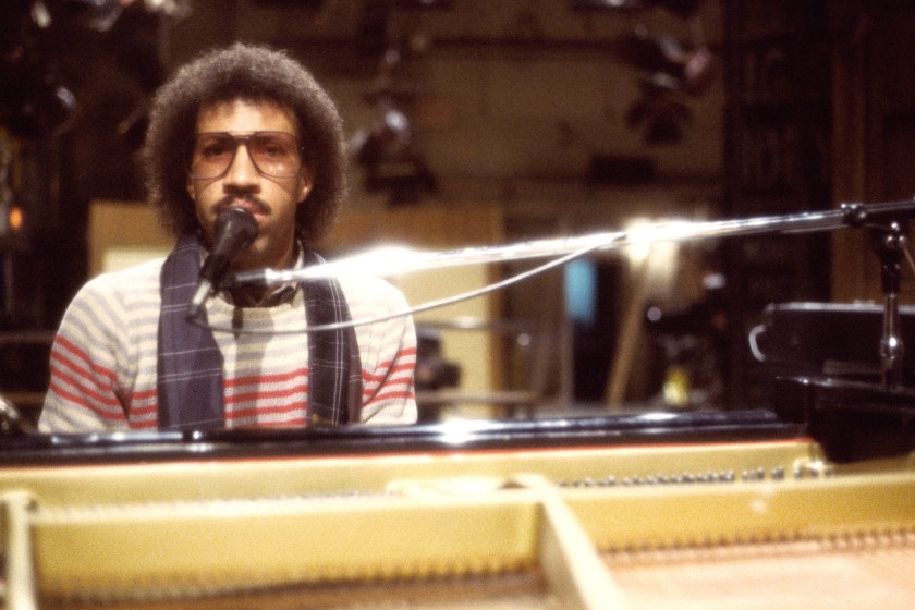 American Pop musician Lionel Richie plays piano as he rehearses on stage at NBC Studios in Rockefeller Center for an appearance on the Saturday Night Live television show, New York, New York, December 10, 1982. 
