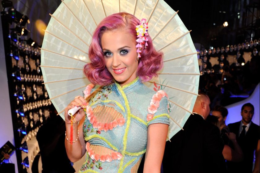 LOS ANGELES, CA - AUGUST 28: Katy Perry arrives at the The 28th Annual MTV Video Music Awards at Nokia Theatre L.A. LIVE on August 28, 2011 in Los Angeles, California.