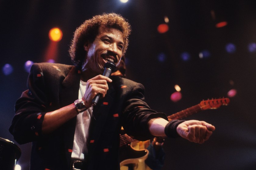 ST. PAUL, MN - OCTOBER 3: Lionel Richie on the Dancing On The Ceiling tour performs at the St. Paul Civic Center in St. Paul, Minnesota on October 3, 1986. 