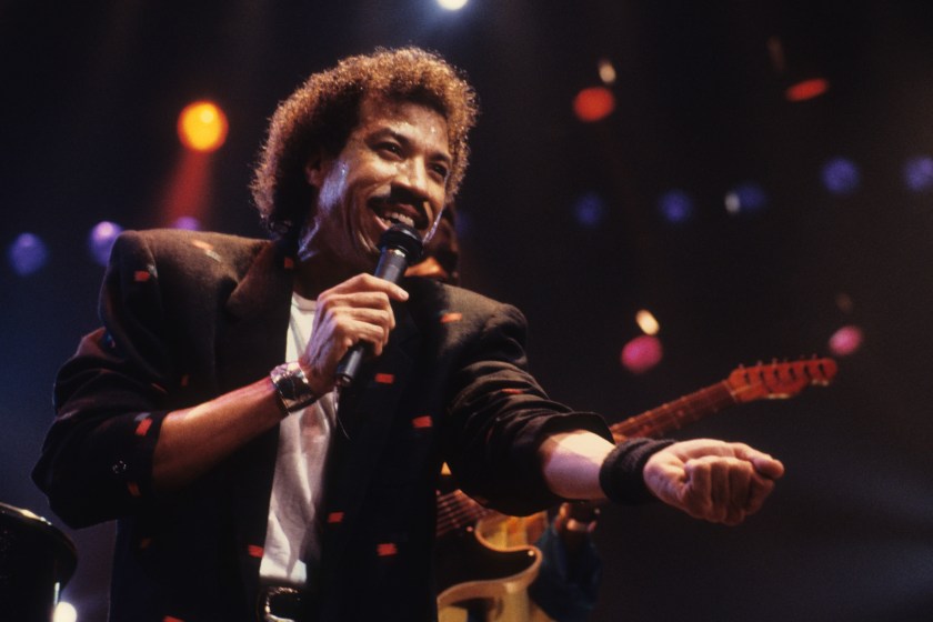 ST. PAUL, MN - OCTOBER 3: Lionel Richie on the Dancing On The Ceiling tour performs at the St. Paul Civic Center in St. Paul, Minnesota on October 3, 1986.