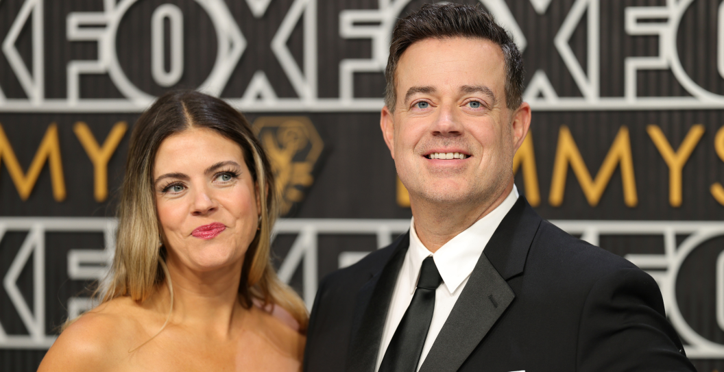 L-R) Siri Pinter and Carson Daly attend the 75th Primetime Emmy Awards at Peacock Theater on January 15, 2024 in Los Angeles, California.
