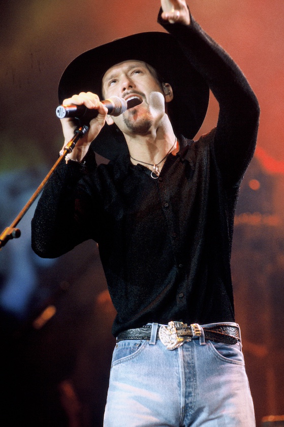 MOUNTAIN VIEW, CA - MAY 11: Tim McGraw performs at Shoreline Amphitheatre on May 11, 1996 in Mountain View California. 