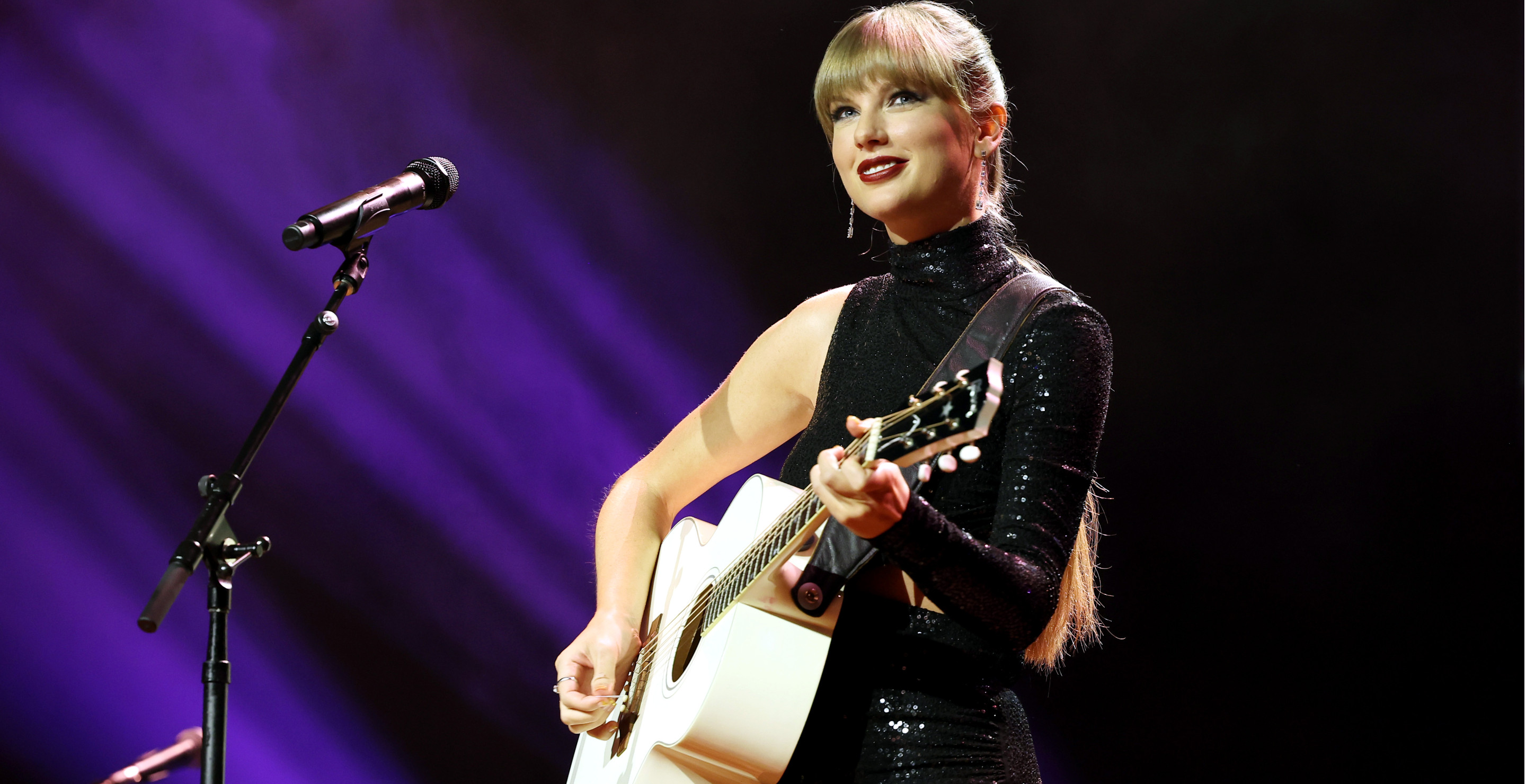 Taylor Swift Fans Have Raised Nearly $10,000 For Bride-To-Be After She Tried to Sell Autographed Guitar