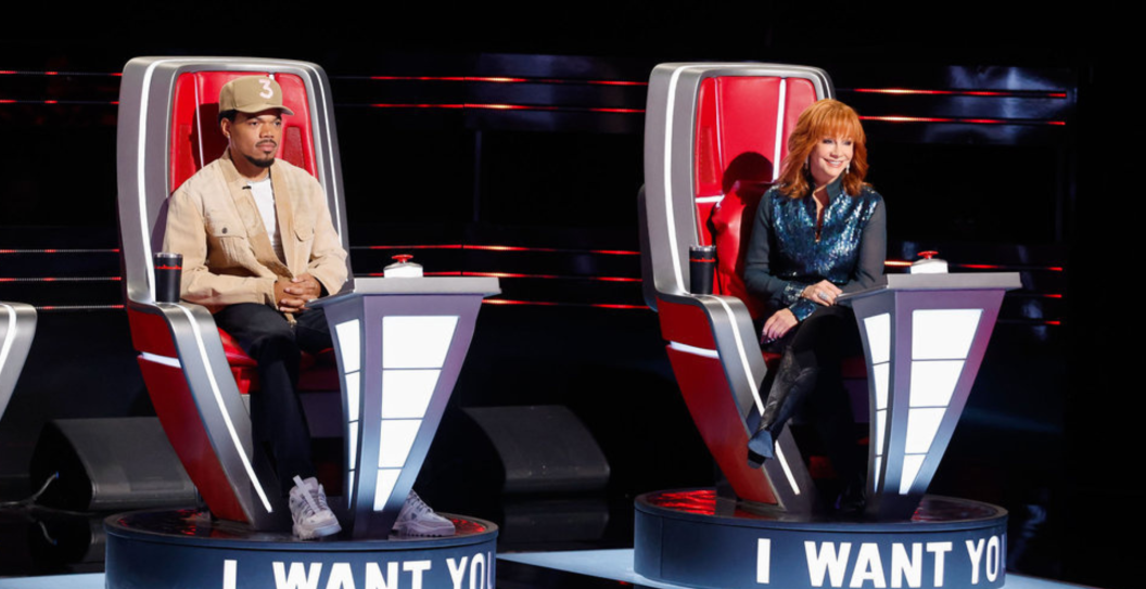 Chance the Rapper and Reba McEntire on "The Voice" set