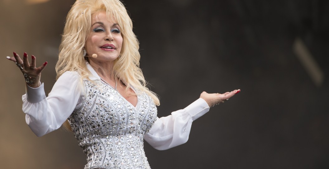 Dolly Parton Slyly Defends Beyoncé From Haters and "Jolene" Backlash