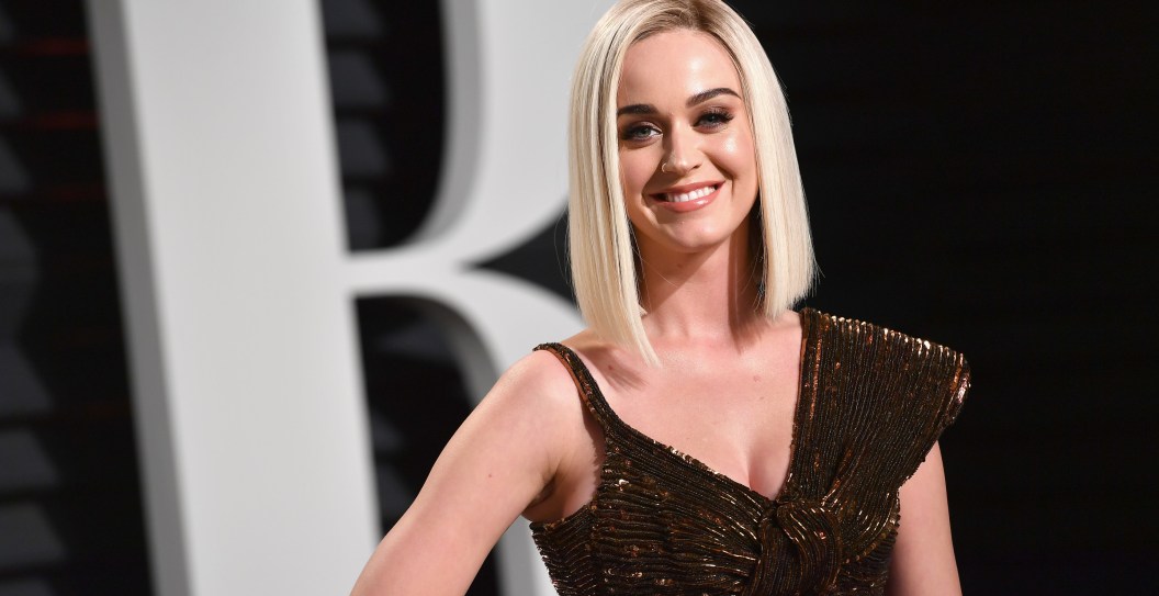 Katy Perry Gets Stuck in a $7,400 Dress on 'American Idol' in Wardrobe Mishap