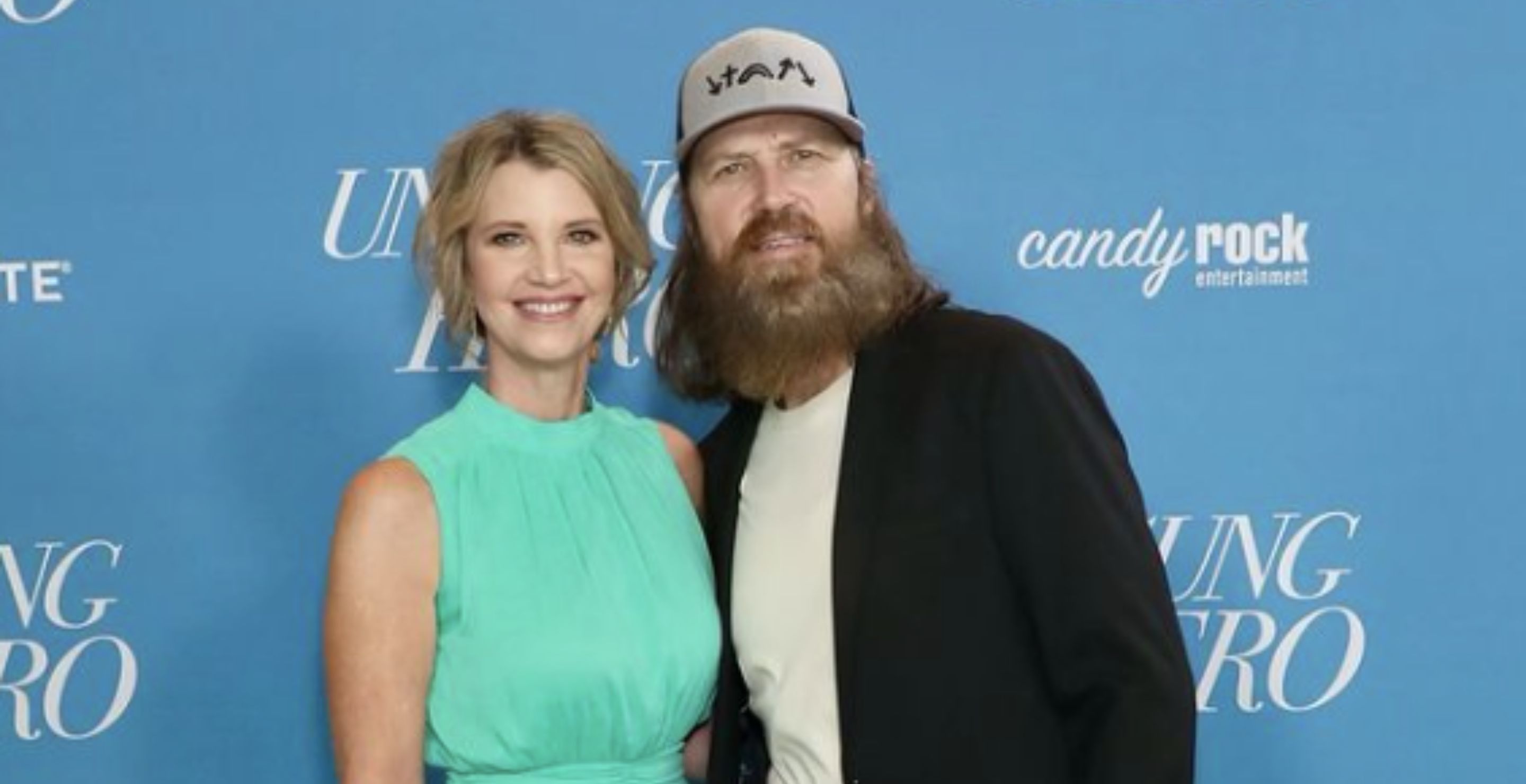 Fans Send 'Duck Dynasty' Stars Well Wishes In The Wake Of A Tornado Hitting Their Farm