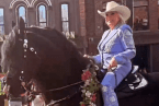 tanya-tucker-rides-horse-in-downtown-nashville-to-hype-opening-of-her-tequila-cantina