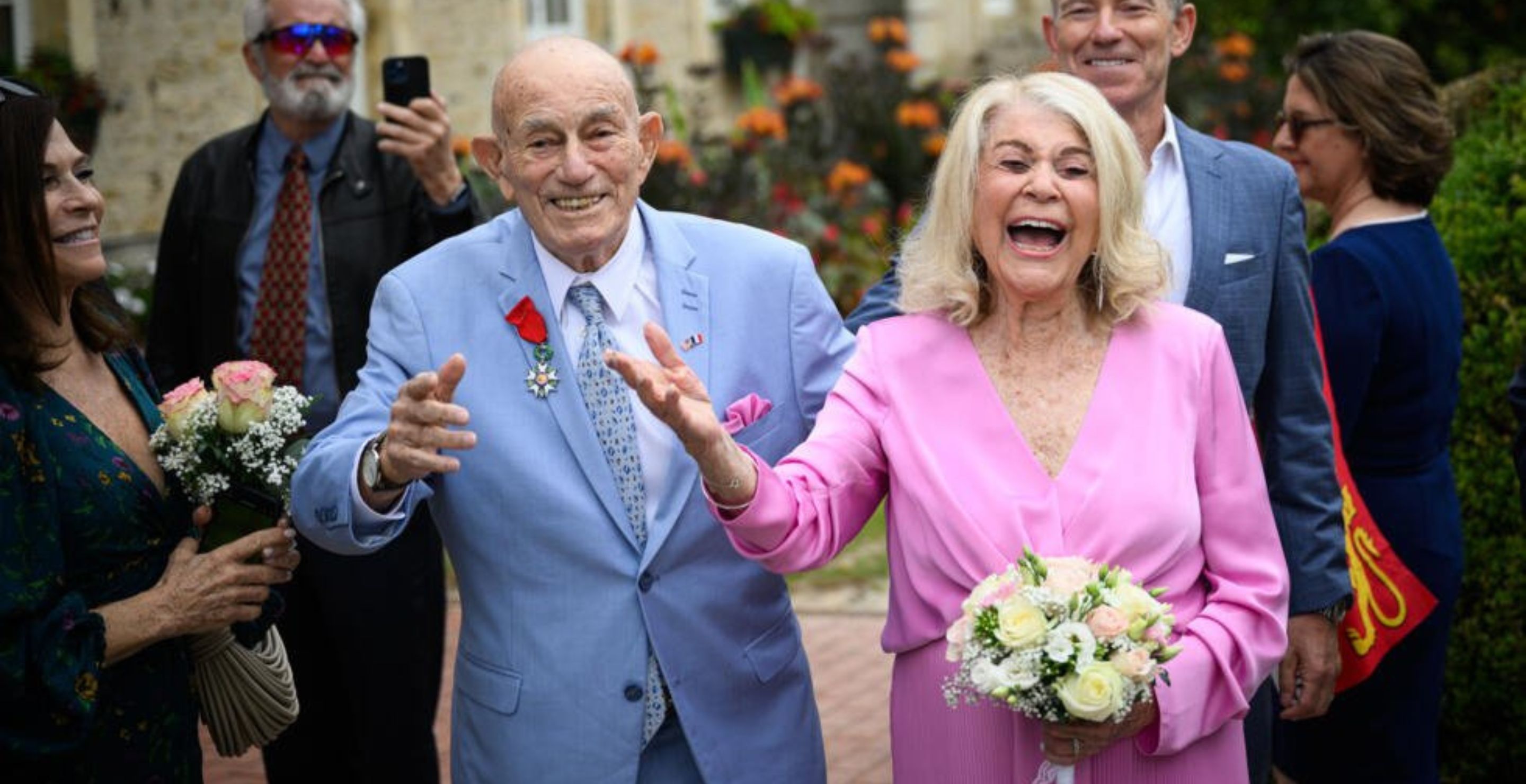 100-Year-Old WW2 Veteran Marries His 96-Year-Old Girlfriend At Church Near D-Day Beach