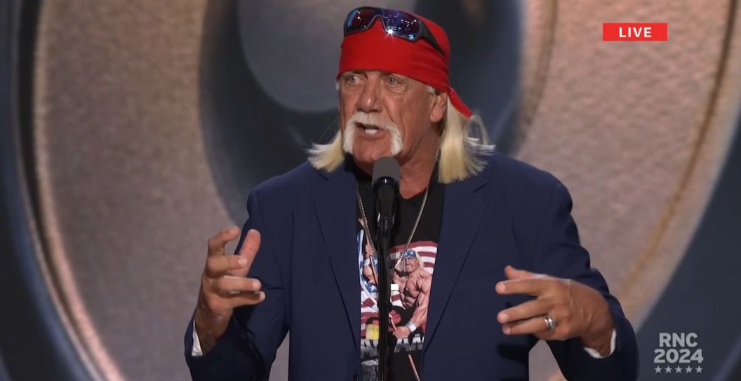 Hulk Hogan Brings Hulkamania To RNC, And WWE Fans Are Going Crazy