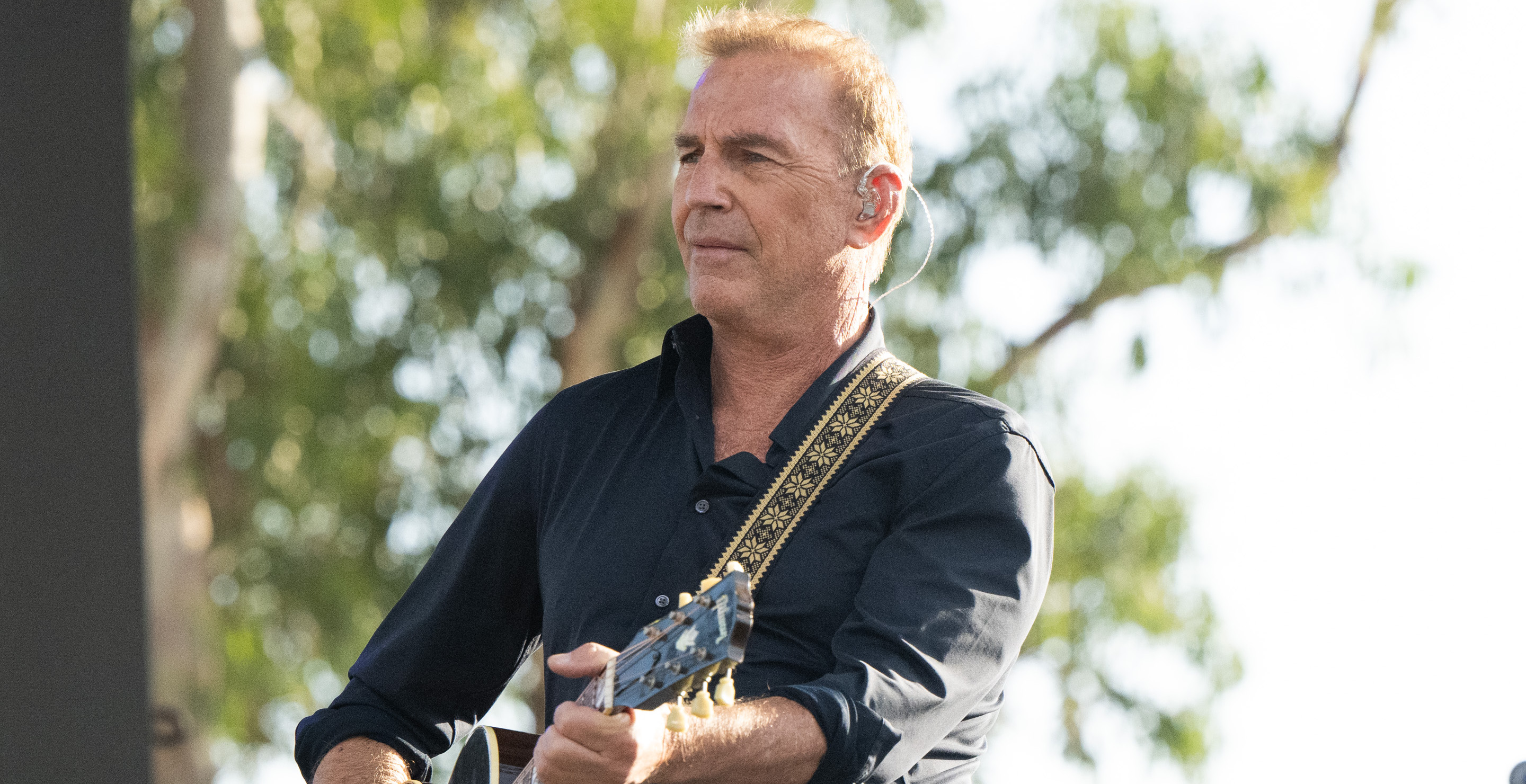 Kevin Costner Is Helping Hurricane Victims In Most Unexpected Way - Wide Open Country