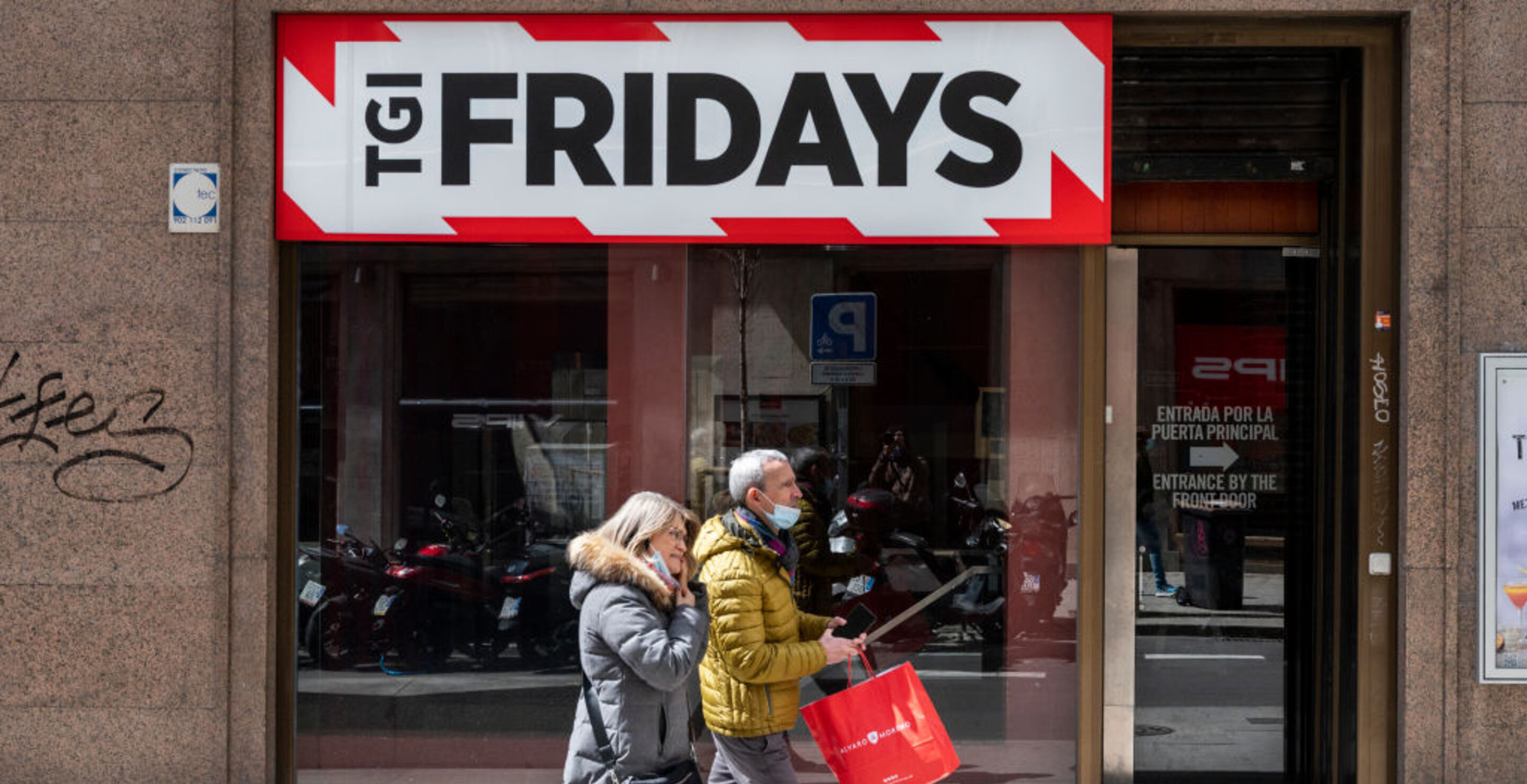 TGI Fridays Shuts Down Large Number Of Restaurants — Is It Filing ...