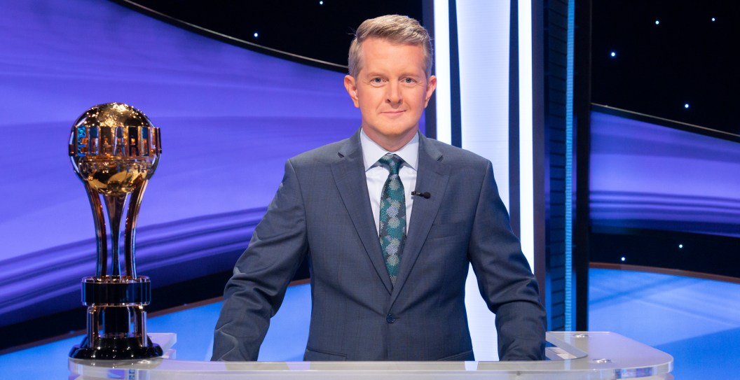 'Jeopardy!' Host Ken Jennings Takes Shots at Ryan Seacrest Off-Camera