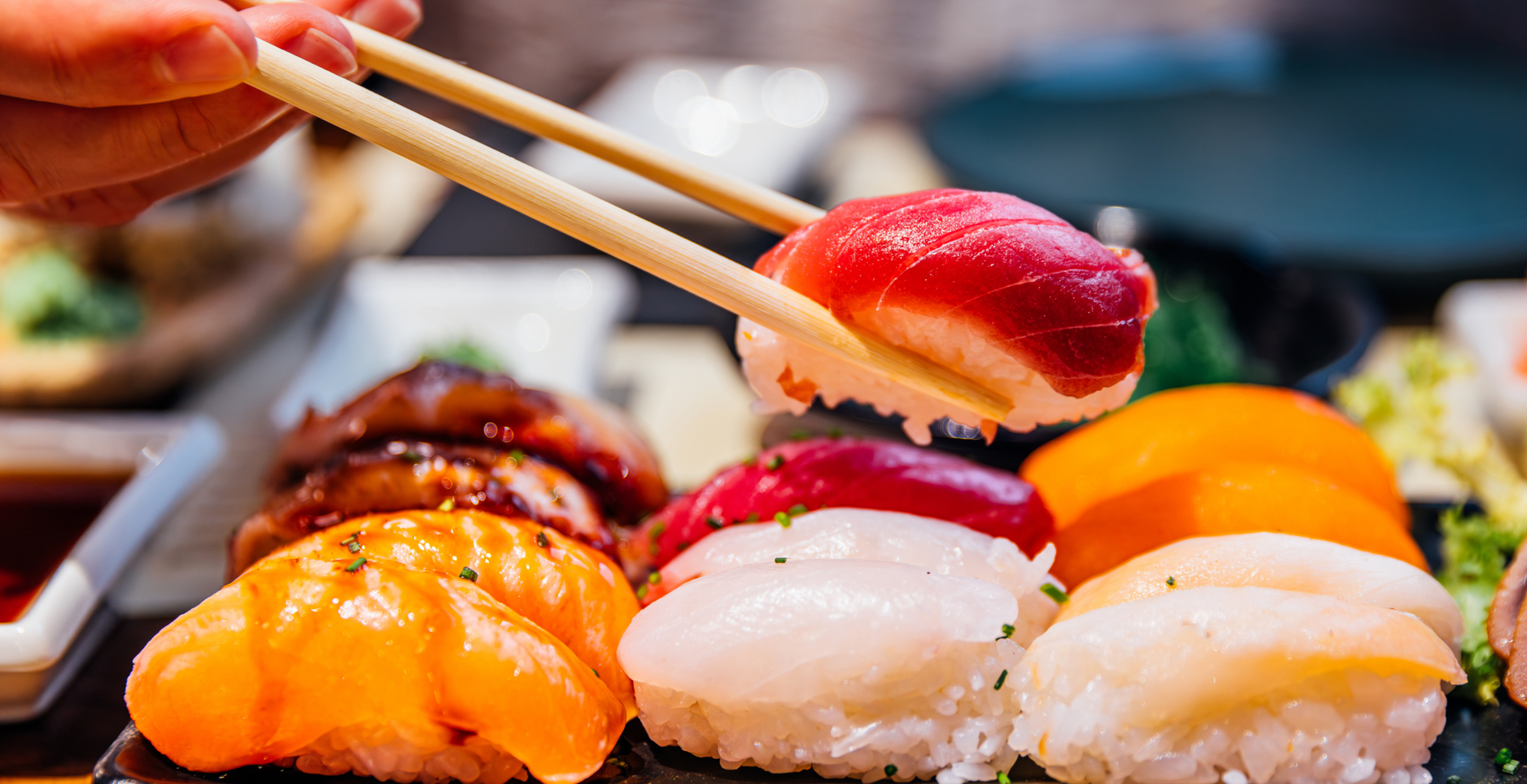 influencer found food moving and sushi place shuts down