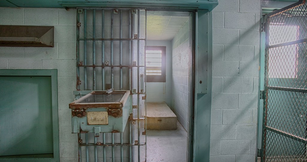 Double murderer wants to be free