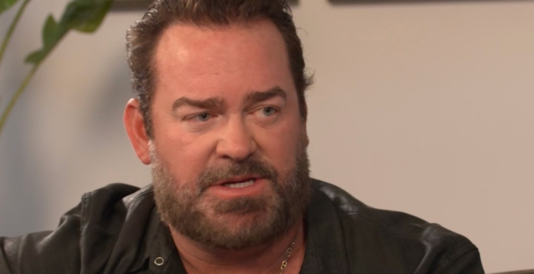 Lee Brice Reveals Garth Brooks Classic Is One Of His Favorite Funny Christmas Songs And Talks Holiday Album Plans