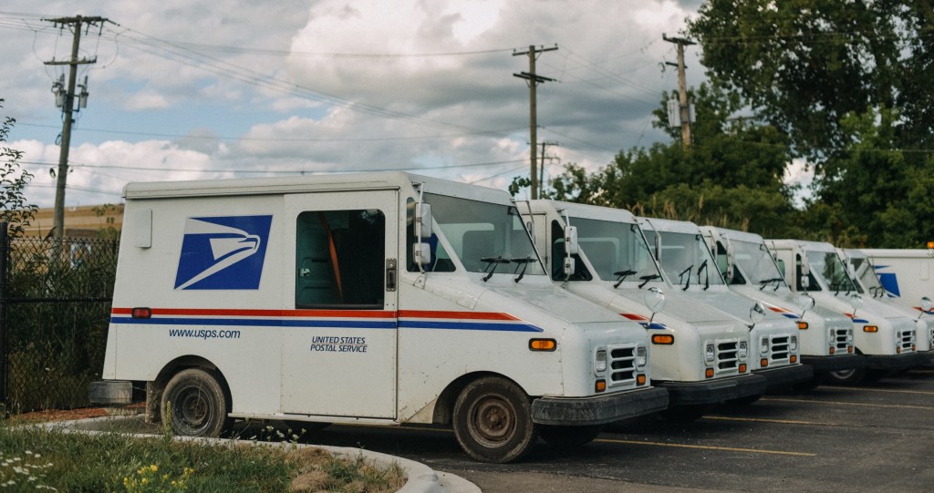 USPS worker shot and killed