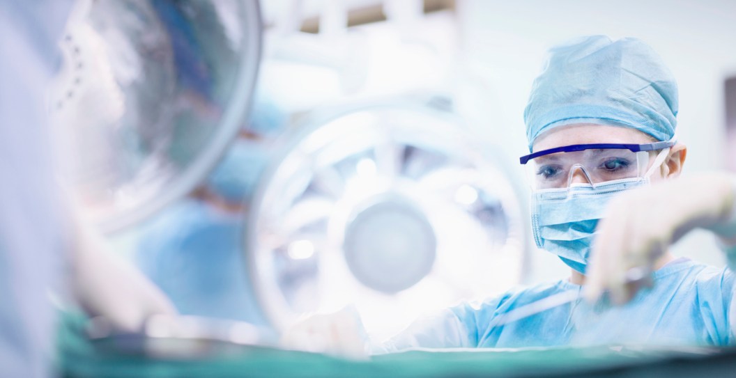 Woman Shocked To Wake Up From Routine Surgery To Find Doctors Removed An Extra Organ