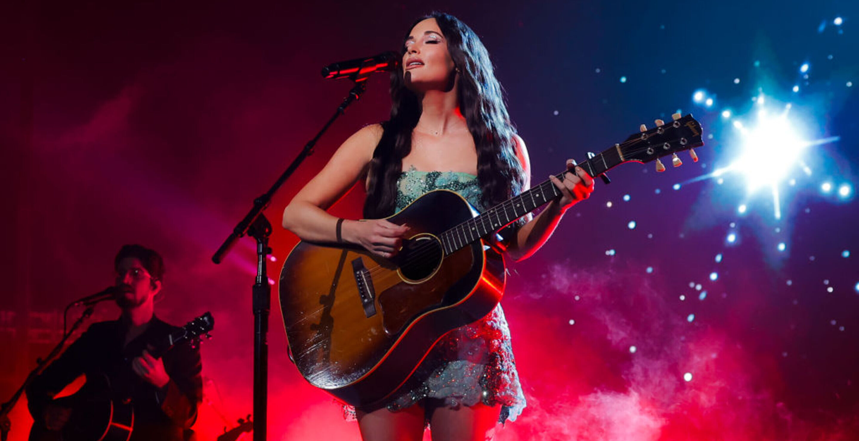 alleged fan who pulled kacey musgraves has broken silence
