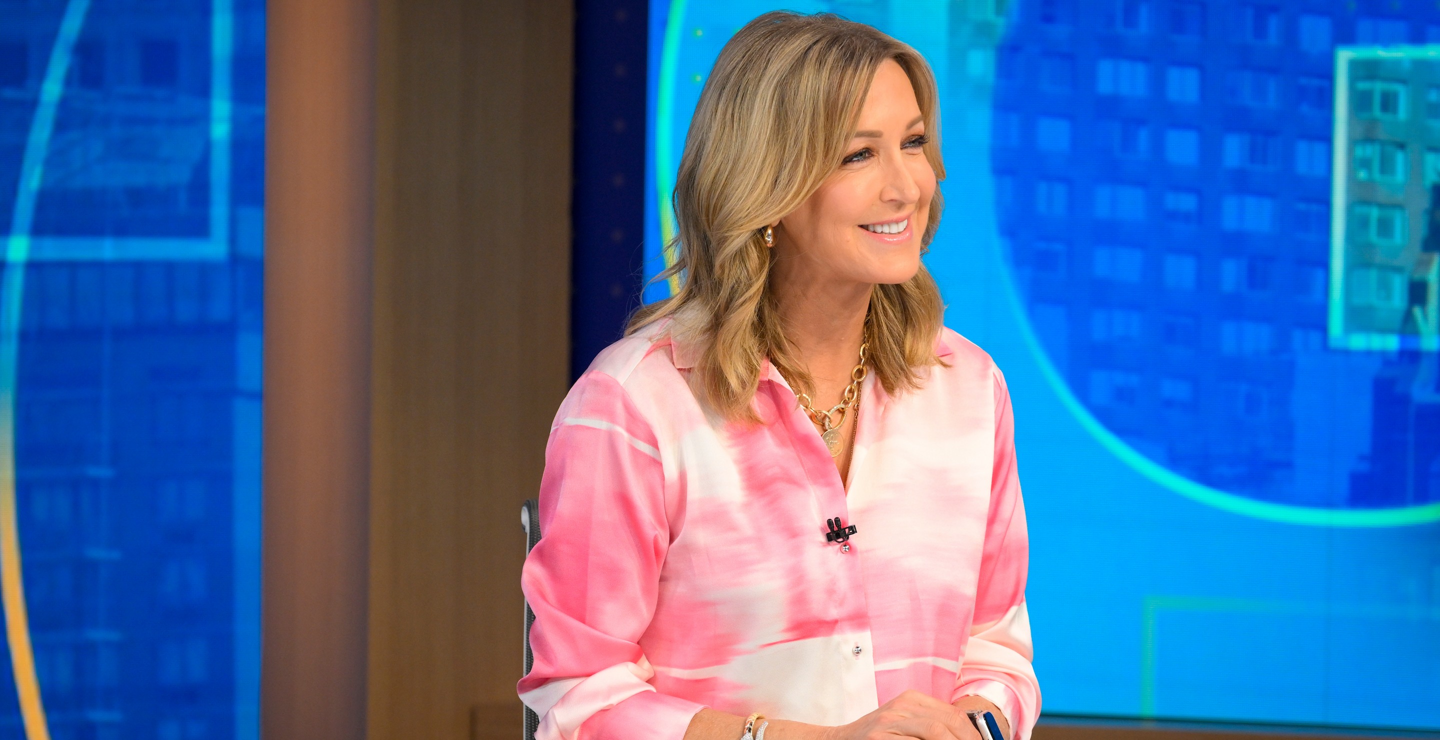 GMA' Host Lara Spencer Opens Up About Having To Have Double Surgery - Wide Open Country