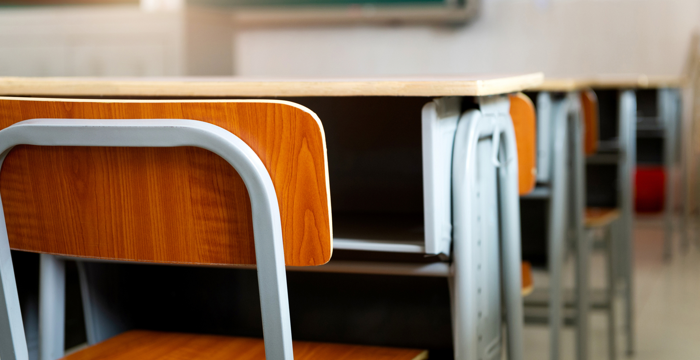 teacher body slammed student and broke collarbone