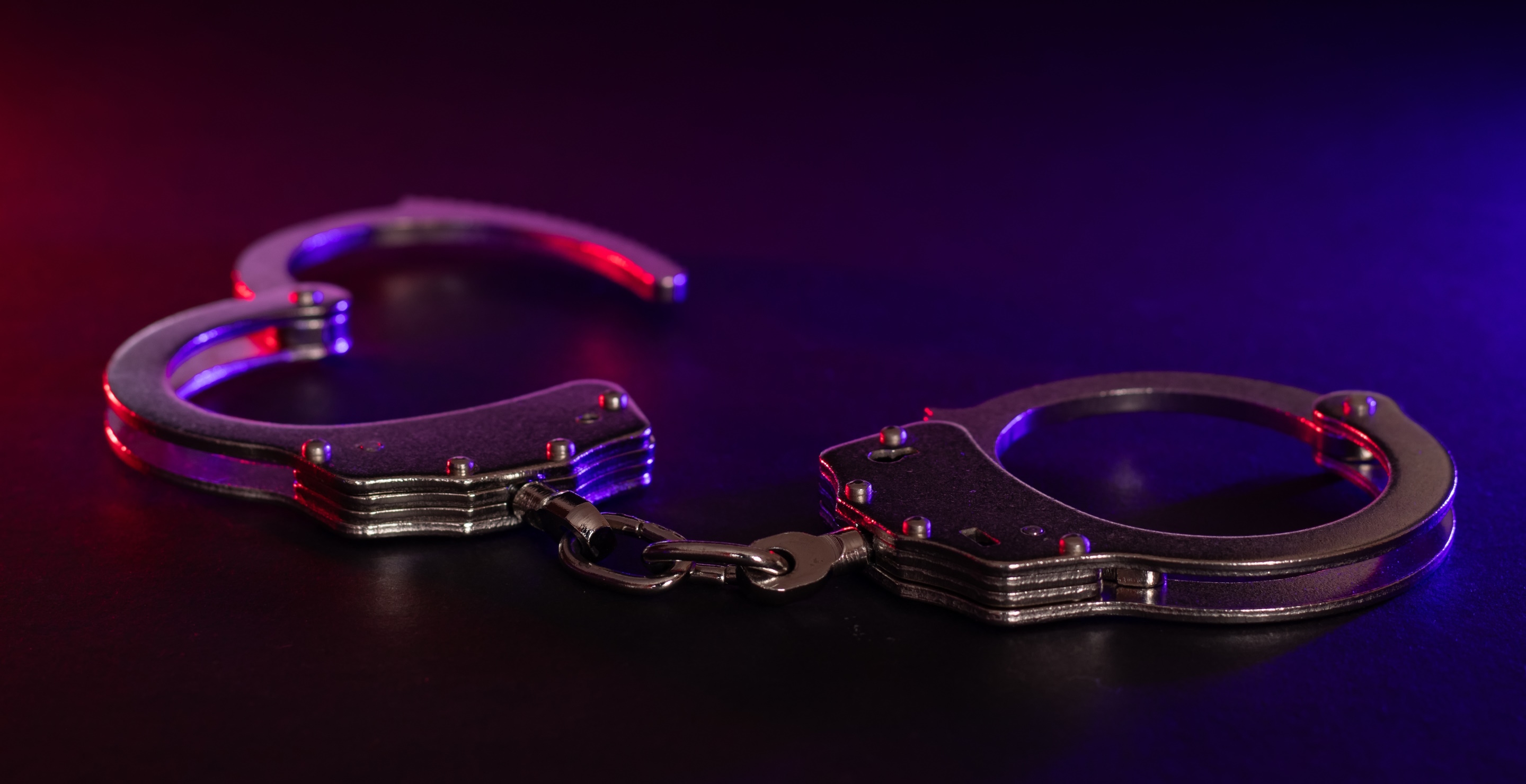 Florida Principal Arrested After More Than 100 Kids Found Drinking At Home