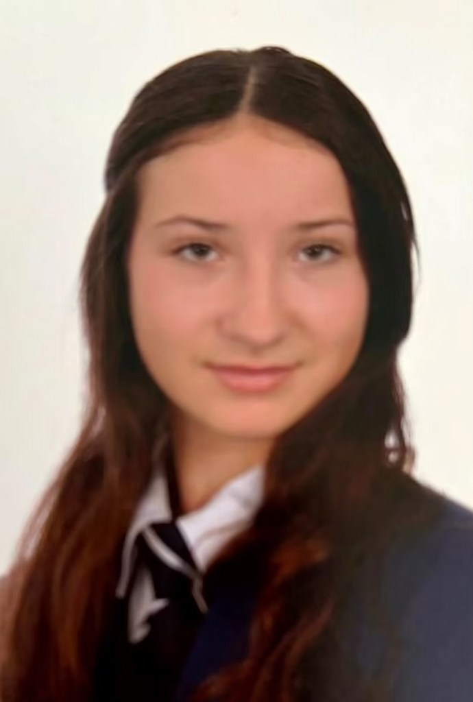 Father Accused Of Fatally Stabbing 14-Year-Old Daughter During 'Play Fight' In Kitchen - Scarlett Vickers