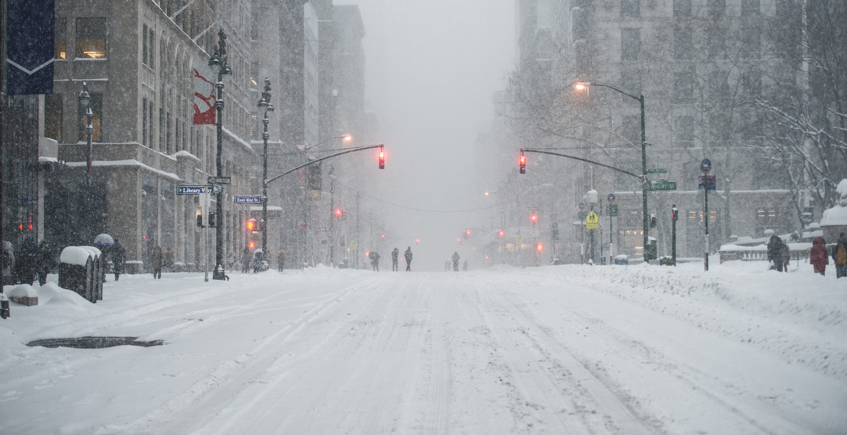5 Dead After Snow Storm Hits United States
