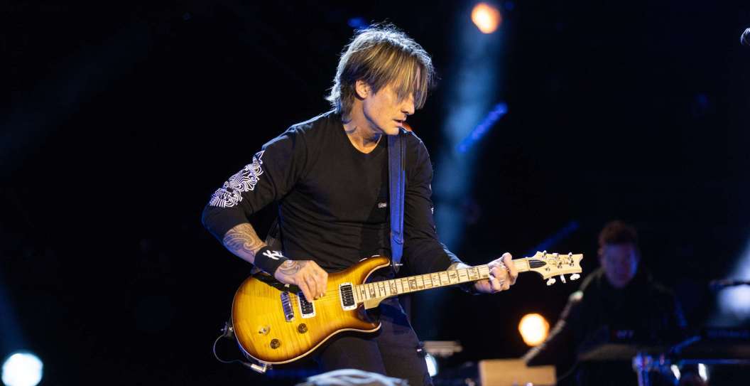 Keith Urban Used Two Country Icons To Defend His Refusal Not To Wear A Cowboy Hat